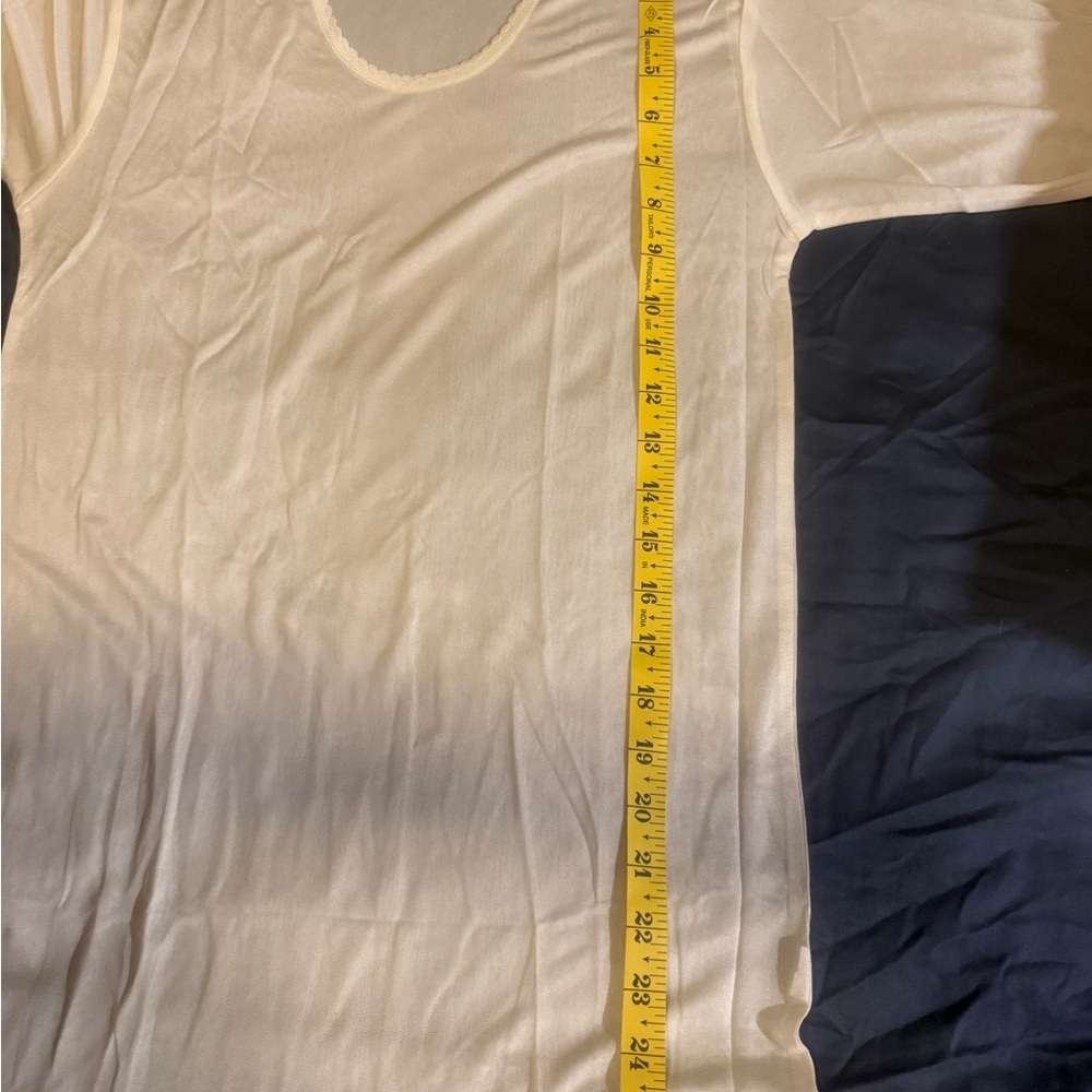 WinterSilks Cream Long Sleeve Women's Silk Top (2) - Picture 5 of 8